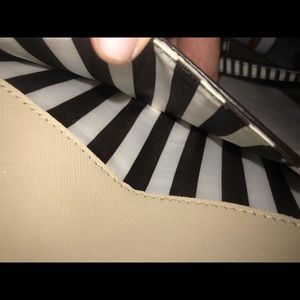 Henri bendel phone case and wallet